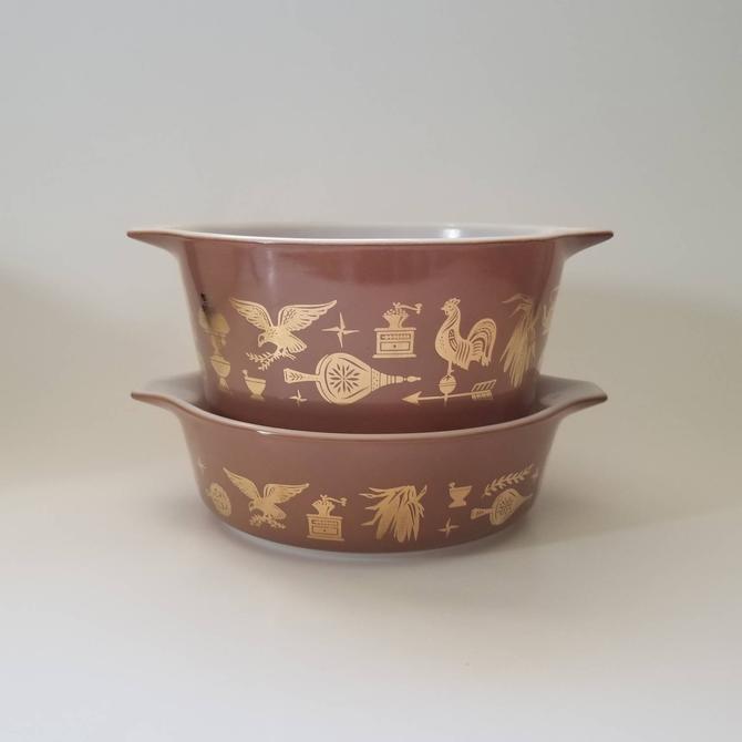 Vintage Pyrex Early American Bowls / Serve N&amp;#39; Store Casserole 471 473  / Colonial Brown with 22K Gold / Retro 1960s Vintage Kitchenware 