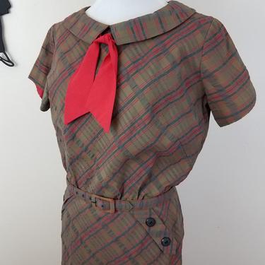 Vintage 1950's Plaid Dress / 60s Seersucker Day Dress 