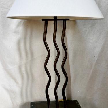 Oil Rubbed Bronze Metal Wavy Table Lamp