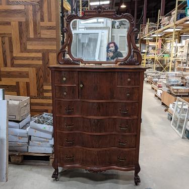 Wavy Front 8 Drawer Highboy with Mirror