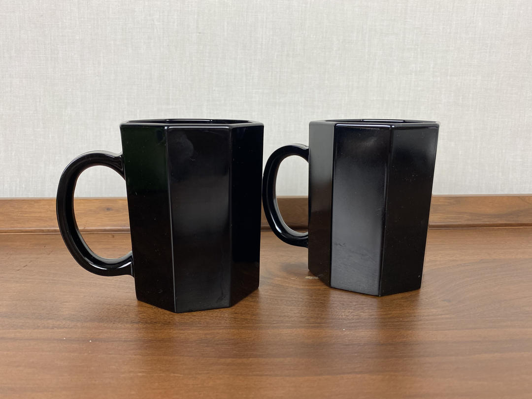Set of 4 Arcoroc France Octagon Shape Black Coffee Mugs Cups 