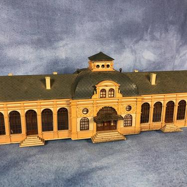 Big 12&quot; Vintage Train Station Building Completed Model, European Style N Scale 