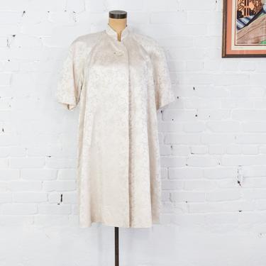 1950s Creme Brocade Flowered Silk Coat | 50s Ivory Silk Brocade Evening Coat | Large 