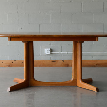 Vintage Solid Teak Oval Dining Table by Gudme, Danish Modern 