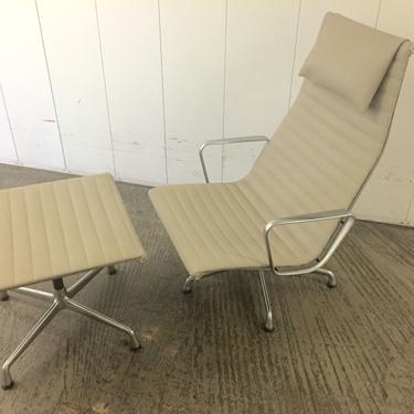Charles Eames Herman Millet High Back Aluminum Swivel Chair and Ottoman