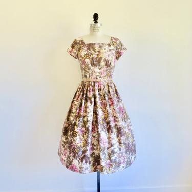 Vintage 1950's Pink and Brown Floral Print Cotton Fit and Flare Dress Full Skirt Spring Garden Party Rockabilly Swing 34&quot; Waist Medium Large 