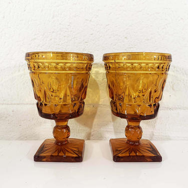 True Vintage Park Lane Amber Water Glasses Square Base Goblet Set of Two Golden Yellow Indiana Glass 1970s Wine Boho MCM Mid-Century 70s 