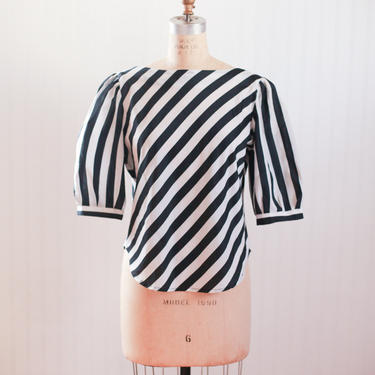 puff sleeve asymmetrical blouse - l 