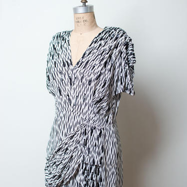 1940s Black and White Rayon Gown / 40s Dress 
