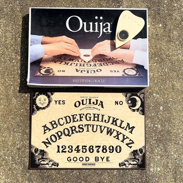 Vintage Ouija Board Game Planchette Box Mystifying Oracle William Fuld Parker Brothers Psychic Spirit Talking Collectible Salem MA 1990s 90s 