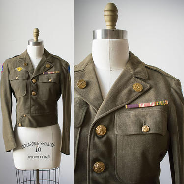 Vintage Wool Military Jacket / 1940s Service Jacket / Green Wool Military Button Down / Eisenhower Jacket / Wool Eisenhower Jacket 