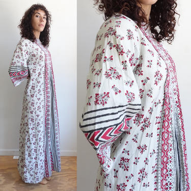 Vintage 70s Hand Printed Indian Cotton Dress with Bell Sleeves/ 1970s Block Print Maxi Caftan/ Size Medium 