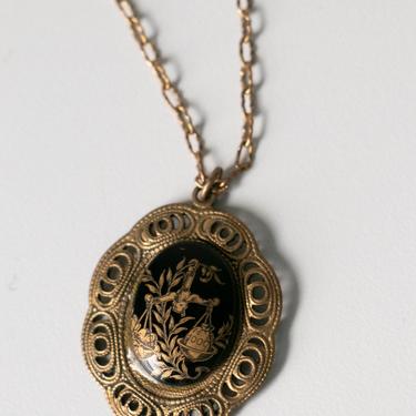 1970s Libra Horoscope Necklace Pendent Chain 