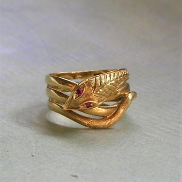 Vintage 18K Gold Snake Ring with Ruby Eyes, Old Snake Ring, 18K Gold Snake Ring, Size 6.5 (#3894) 