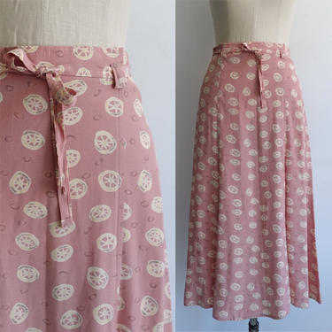 Vintage 90s Rayon Pinwheel Midi Skirt/ 1990s Belted Printed Dusty Rose/ Size Medium 