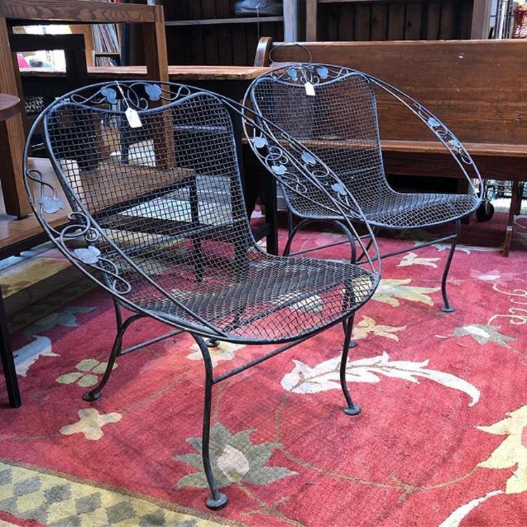                   Russel Woodard Saucer Chairs