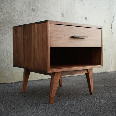 Moline Nightstand, Mid Century Nightstand with Drawer, Solid Hardwood Modern Side Table (Shown in Walnut) 