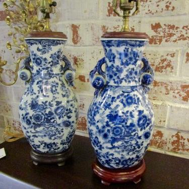 PAIR OF BLUE AND WHITE ASIAN LAMPS NO SHADES