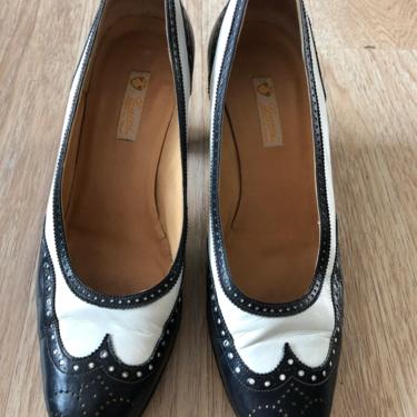 Vintage Gucci Two Toned Classic Pumps 