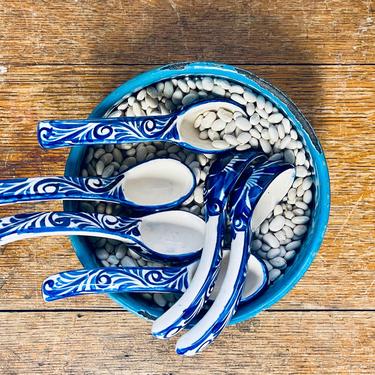 Blue + White Pottery Spoons Set of 6 | Blue and White Floral Spoons | Serving Spoons | Spice Scoops | Serving Spoons | Ceramic Hand Painted 