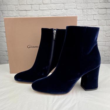 Gianvitto Rossi Velvet Ankle Boot, Size 38 (fits small like 6.5/ 7), New, Blue