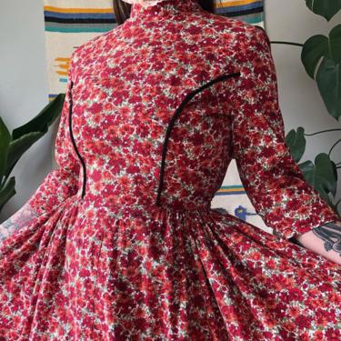 Vintage 60's 70's red floral prairie dress / 1970's cotton dress / Size XS - small by Ru