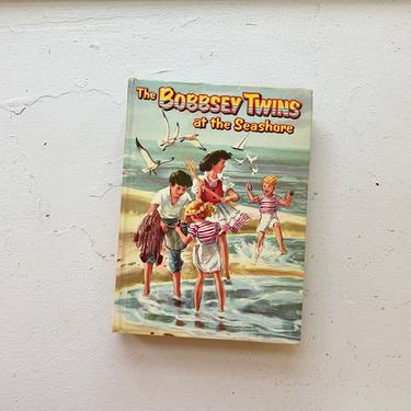 Vintage 1954 Classics Book, The Bobbsey Twins at the Seashore by Laura Lee Hope, Whitman Publishing Co., Racine, Wisconsin 