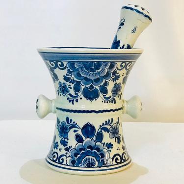 Blue and White Mortar &amp; Pestle 