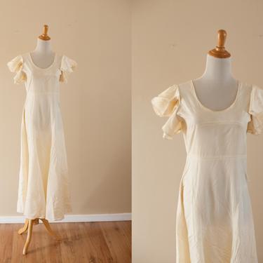 30s cream taffeta flutter sleeve gown // vintage womens clothing // 1930s ivory floor length dress XS S small petite 