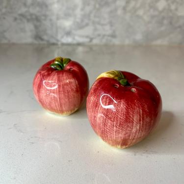 Red Apple Salt and Pepper Shakers 