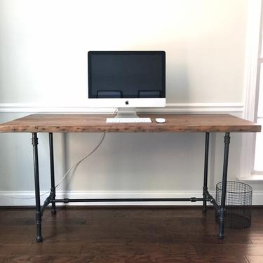 The &amp;quot;Fairway&amp;quot; Desk - Reclaimed Wood Desk - Reclaimed Wood &amp; Steel Pipe - Reclaimed Wood 