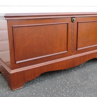 Chinese Chippendale Cedar Trunk Bench by Cavalier 1632