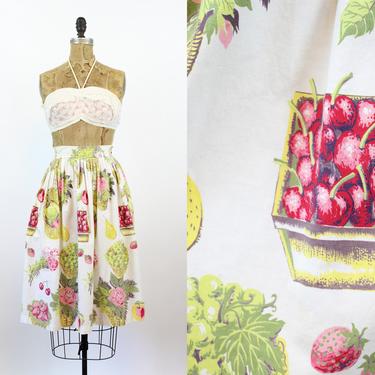 1950s CHERRY pear fruit novelty print skirt xs | new spring 