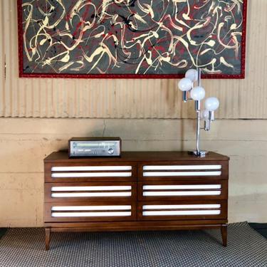 Mid Century Walnut &amp; Formica Dresser By Bassett 
