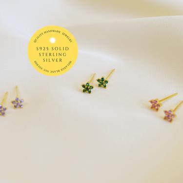 E015 18k gold vermeil cz flower stud earring, Tiny cz earrings, Cz stud earrings, Dainty stud earrings, flower stud earrings 