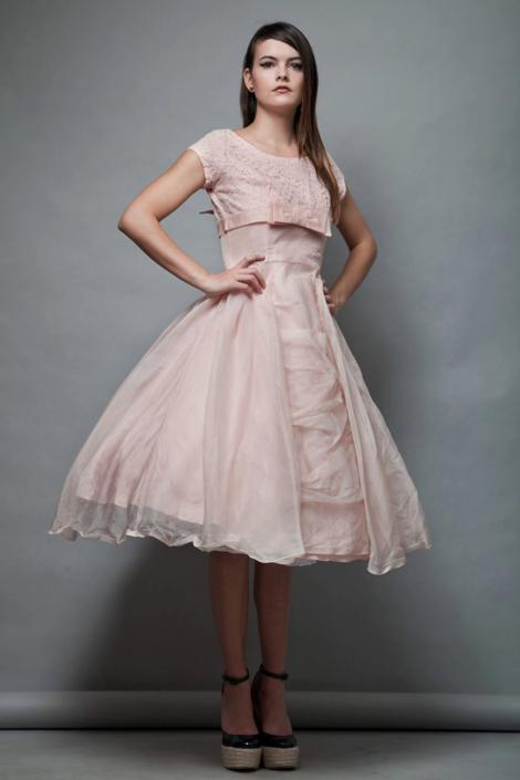 1950's Lace and Taffeta Party Dress  Dusty Rose  Antique Lace  XXS