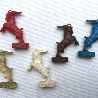 Vintage Lot 5 Of Plastic Goat Charms, Meister Brau Ram, Henninger Brau, Chicago Brewing Company, Cake Toppers 