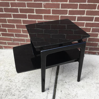 Mid- century Black End Table in the Style of Jens Risom 