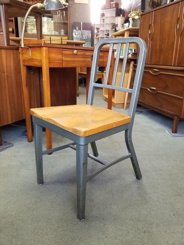                   Vintage steel and wood desk chair