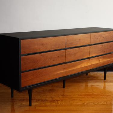 Black and Wood Mid Century Modern Dresser//MCM Media Console//Vintage Modern Dresser//Refinished Credenza/Sideboard/Buffet 