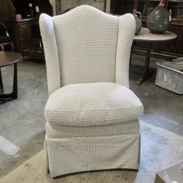 PAIR PRICED SEPARATELY DREXAL HERITAGE WING CHAIRS