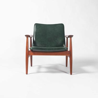 Finn Juhl For Frances & Son Easy Chair FD138 in Teak and British Racing Green Leather 