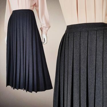 Vintage 70s Pleated Wool Skirt, Small / Dark Charcoal Gray Felted Wool Skirt / Full Small Pleat 1940s Style Skirt / Long Wool Winter Skirt 