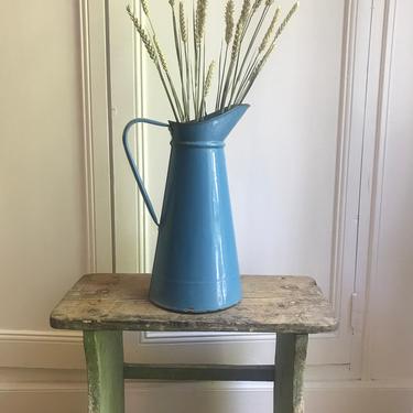 Vintage French blue enamelware pitcher- B 15 