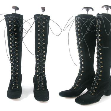 Vintage 1960s Boots | 60s Black Suede Lace Up Knee High Go Go Shoes (size US 7.5) 