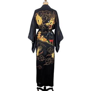 dragon girl | vintage 1960s silk embroidered kimono jacket | vtg 60s kimono jacket robe | osfm 