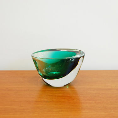 Vintage Kosta Boda Ovoid Elliptical Art Glass Clear Emerald Green Bowl Made in Sweden 
