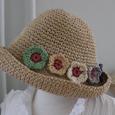Vintage 90s Natural Straw Flower Summer Hat 
