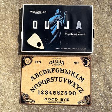 Vintage Ouija Board Game Plachette Box Mystifying Oracle William Fuld Parker Brothers Psychic Spirit Talking Collectible Salem MA 1970s 70s 