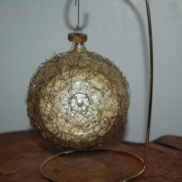 Antique Large 5&amp;quot; tall Copper Wire Wrapped Silver Reflector White Snow Framed Triple Indented Christmas Ornament ~ 5&amp;quot; T * 15&amp;quot; Circumference 